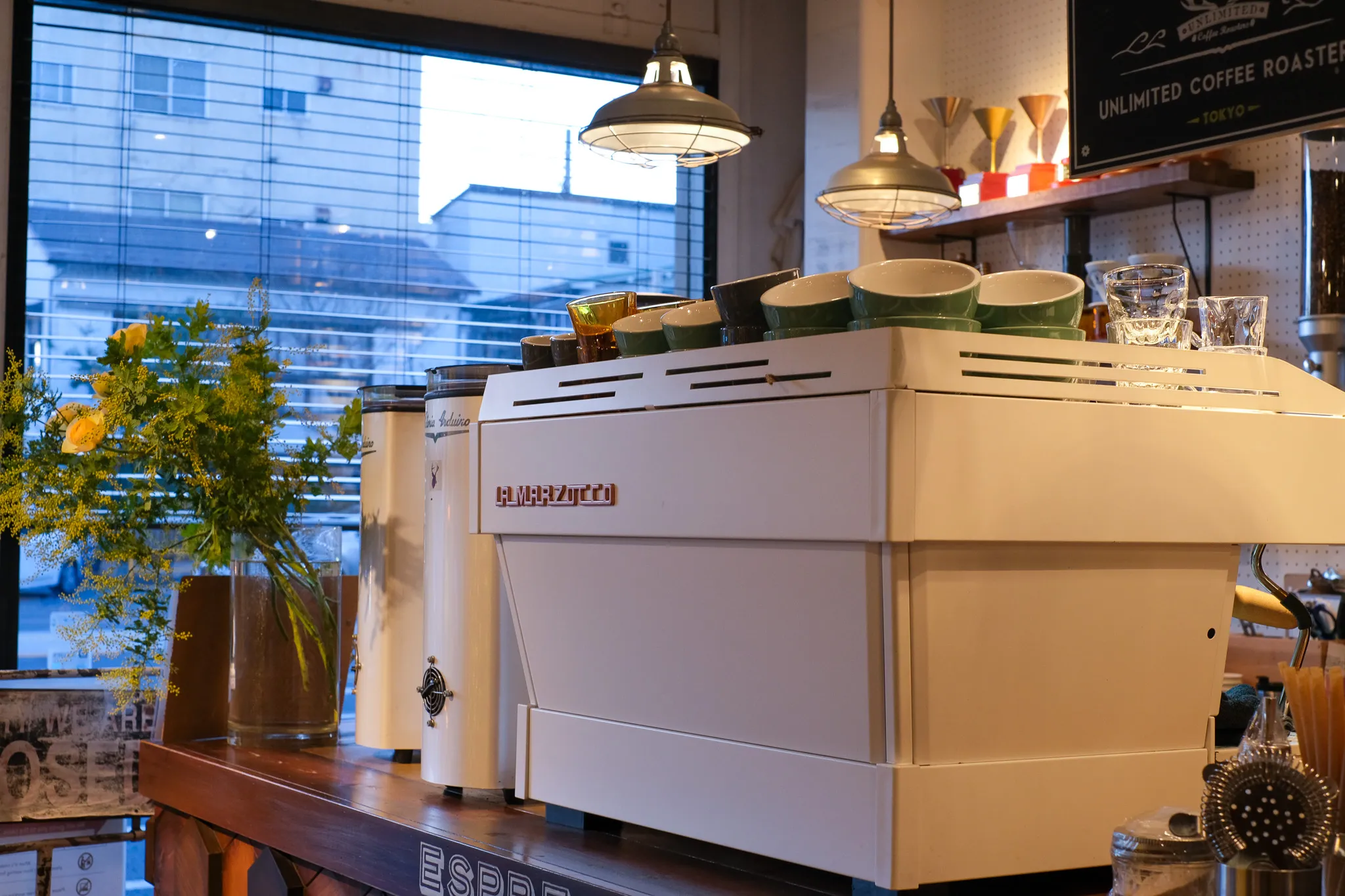 UNLIMITED COFFEE BAR - Image 2